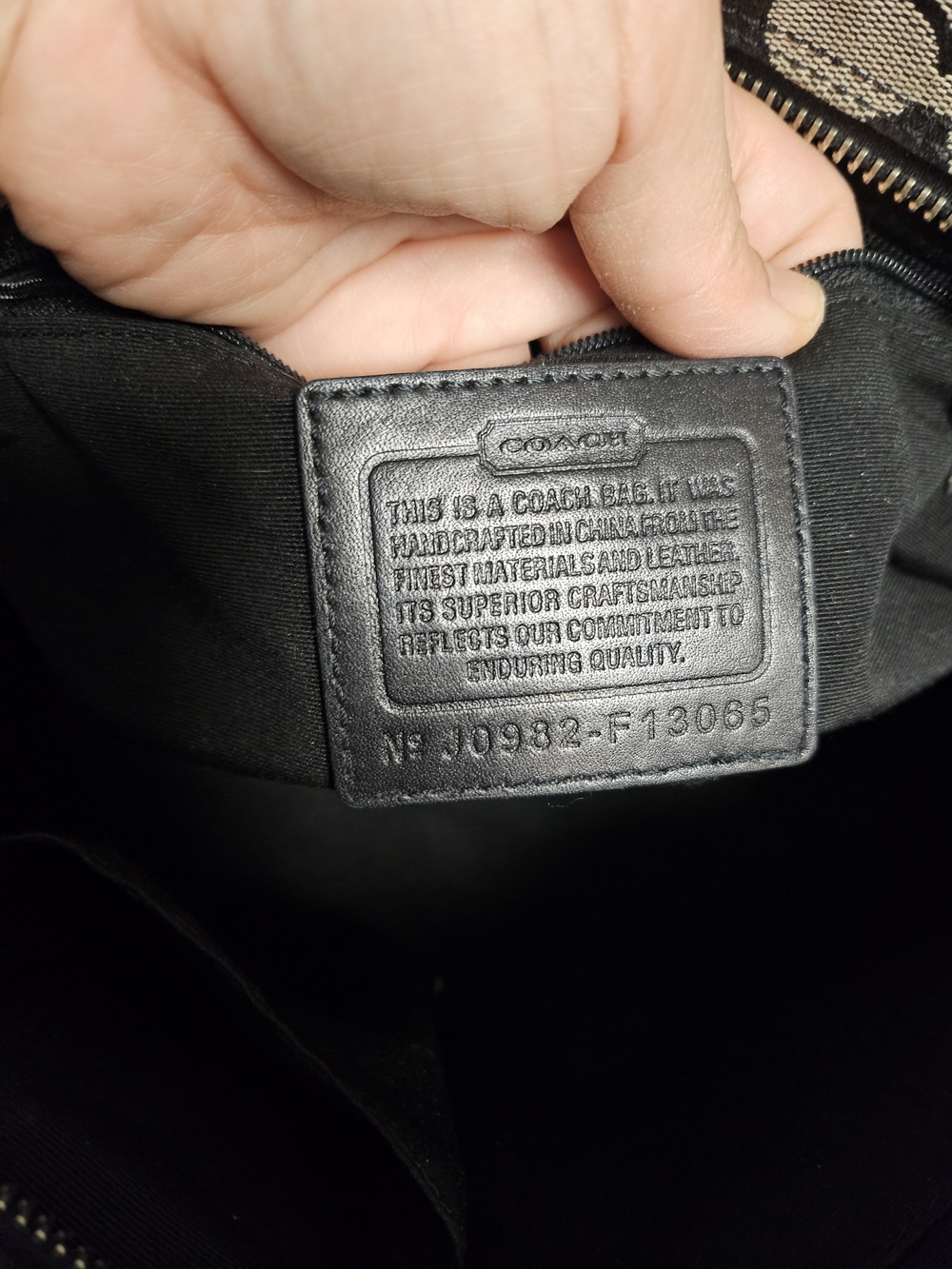 Coach Hampton Signature Handbag Model F13065 - Picture 3 of 14